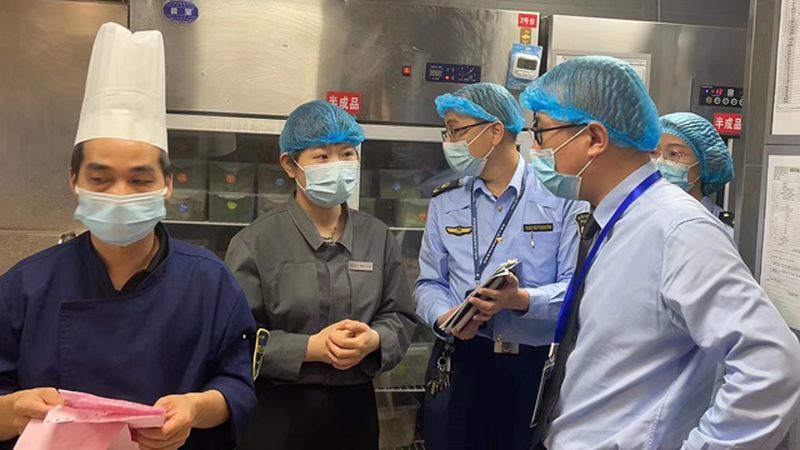 外观辨别：色泽、颗粒、气味